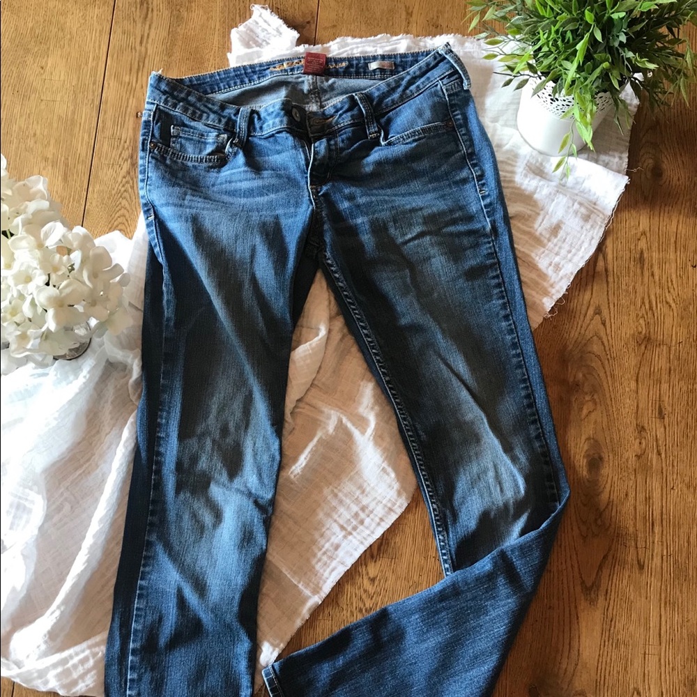 Mid rise Arizona jean